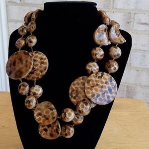 Long  brown necklace 